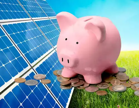 descubre como reducir tu factura electrica con placas solares ahorra dinero y ayuda al medio ambiente